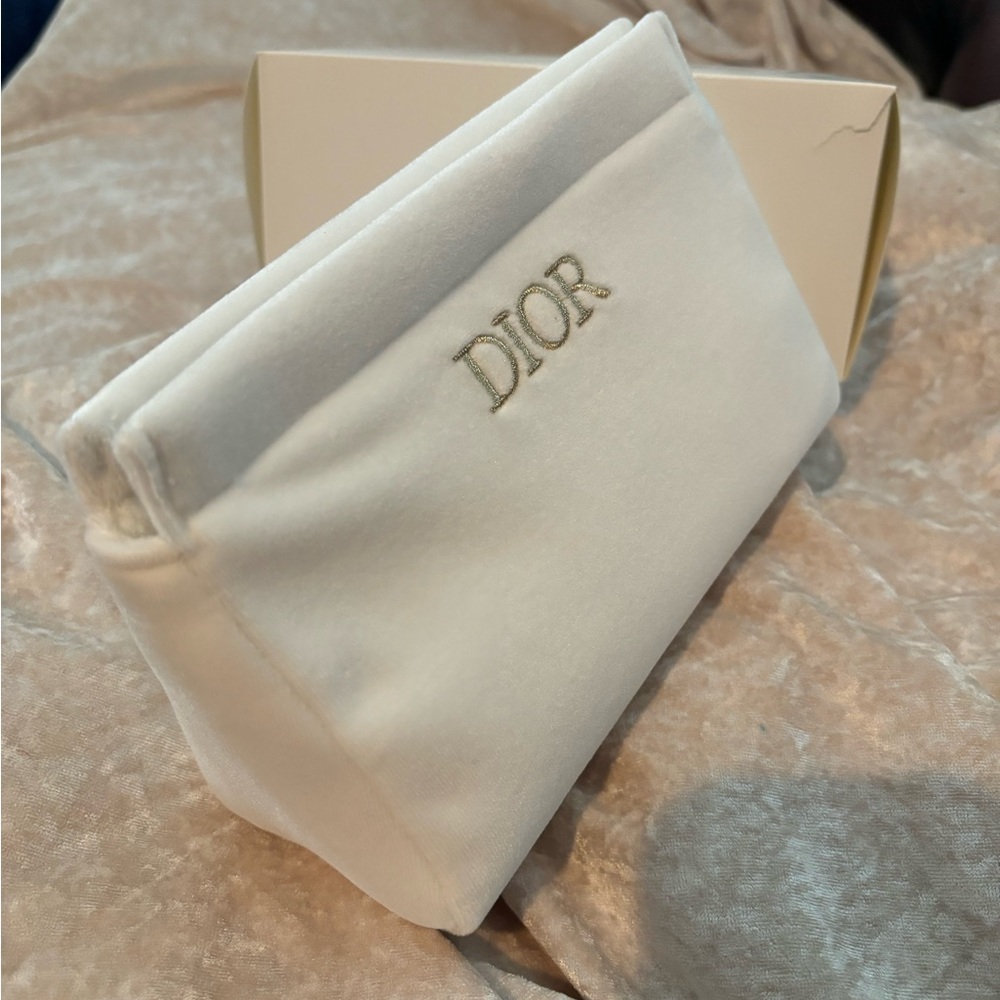 Dior White Pouch Trousse - Picture 4 of 6